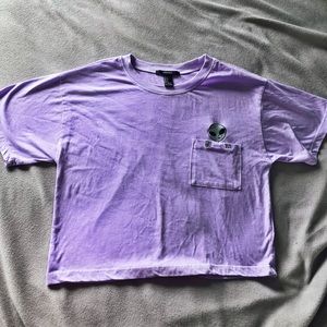 CUTE TRENDY TOP❤️👽 (ONLY WORN ONCE)